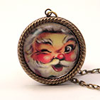 Must Be St. Nick Round Necklace 