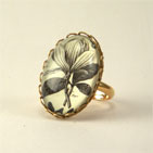 Rustic Petals Petite Oval Ring