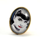 AUdrey Hepburn Deluxe Necklace