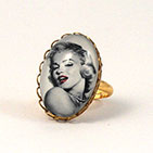 MArilyn Monroe Petite Ring